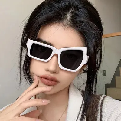 New Style Mismatched-Eye Sunglasses, Trendy Best-Seller, European and American Style, Super Popular Raised-Brow Playful Quirky Unconventional Sunglasses for Women