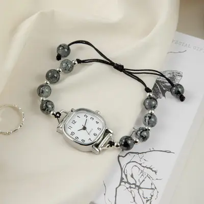 Damen-Webtechnologie-Uhr im Chanel-Stil, Armband-Uhr, Nischen-Leichtluxus, elegant, vielseitig, Kamelie-Perlen-Uhr. - 11