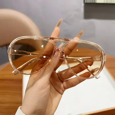 Oversized Frame Classic Sunglasses, Model 2502 - 4