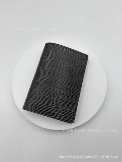 2023新款欧美风护照夹再生皮真皮对折钱包 老花压花简约国潮风 - 12