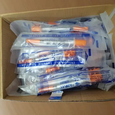 İnsülin enjektörü 0,5 ml 32G, 6 mm kısa iğne, tek kullanımlık