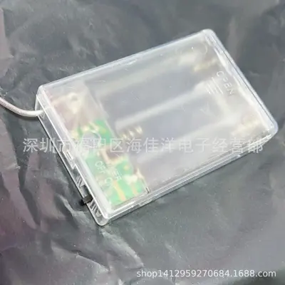 Chip Battery Box No. 5 with Cover and Switch, 4.5V Three-Compartment - 2