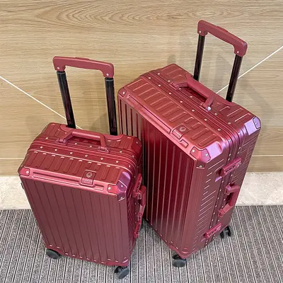 ROAMING 5577 Aluminum Frame Luggage 24 inch Lightweight Spinner Wheels - 8