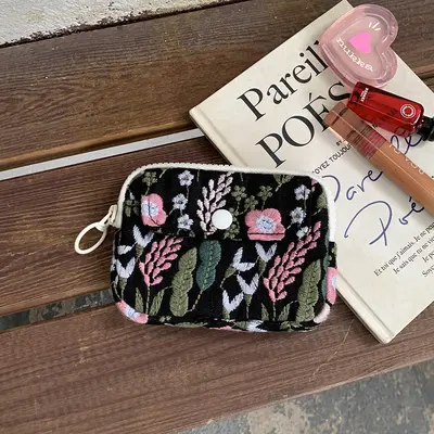 Card holder, coin purse and earphone storage bag, cotton-linen, embroidered - 11