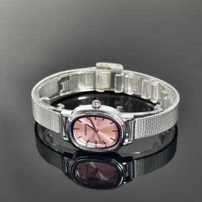 Bayan kuvartz saati, oval vintage tasarım - 12