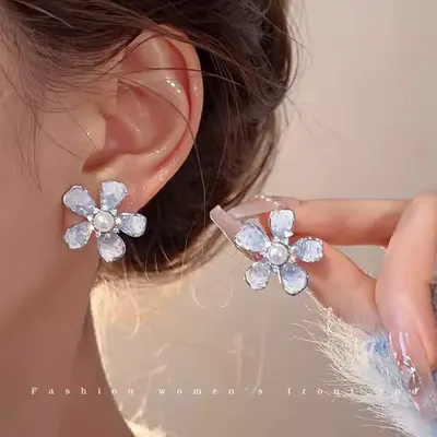 S925 Silver Needle Forest Style Fresh Flower Stud Earrings Women Vacation Lightweight Luxury Niche Elegant Pearl Earrings - 10