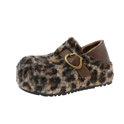 Kadın leopar desenli peluş ayakkabı, cırtlı, polar astarlı