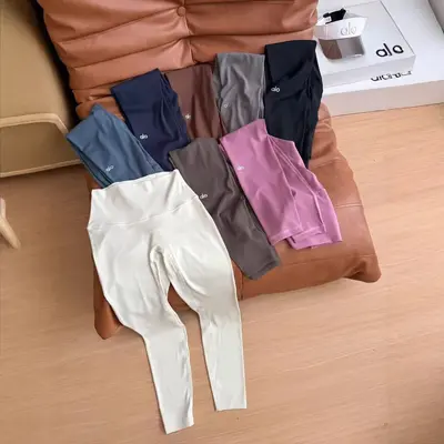 Alo Leggings, schwarz, hoher Bund, bauchformend - 5