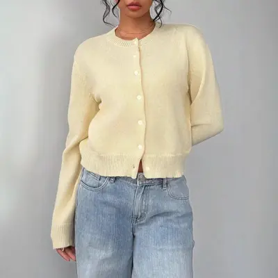Damen Langarm-Strickjacke, weich, kurz, locker geschnitten