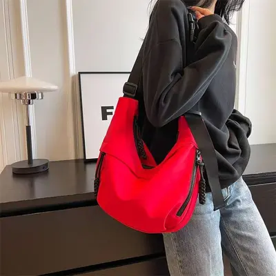 Waterproof Oxford Fabric Large Capacity Dumpling Bag Crossbody Bag Women Niche New Versatile Casual Trendy Shoulder Bag