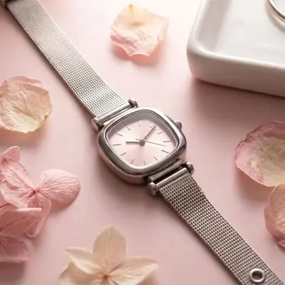 Hochwertige, trendige Instagram-Style Cross-Border-Mode-Damenuhr mit elegantem und kompaktem Charakter, Großhandels-Damenuhr mit Mesh-Armband. - 9