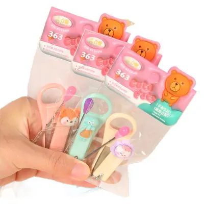 Nagelschere und Ohrlöffel-Set mit Cartoon-Design - 5