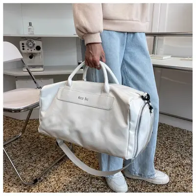 Travel bag, PU material, large capacity, multipurpose