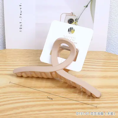 Card mounted high-quality rubber paint large grip simple brown hair clip barcode hair accessory back of head shark clip - 7