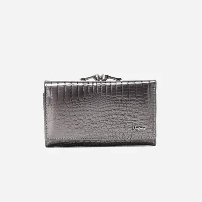 Women's Crocodile Pattern Short Tri-fold Wallet with Large Coin Compartment - 10