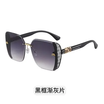 Women's Square Sunglasses, Premium Look, UV Protection for Travel - 8