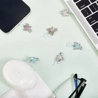 Renkli Kelebek Ay Kolye Kişiselleştirilmiş Avrupa ve Amerika Android Okuyucu için Uygun Apple Telefon Toz Fişi Kombinasyonu