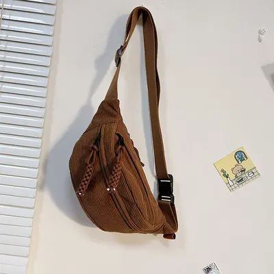 Große Samt-Umhängetasche mit Brust- und Gürteltasche - 8