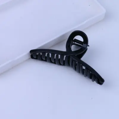 Black claw clip hair clips in large, medium and small sizes handmade DIY hair clips simple versatile back of head hair bun shark clip wholesale - 10