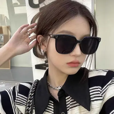 Women's White Sunglasses, UV Protection, for Round and Large Faces - 4