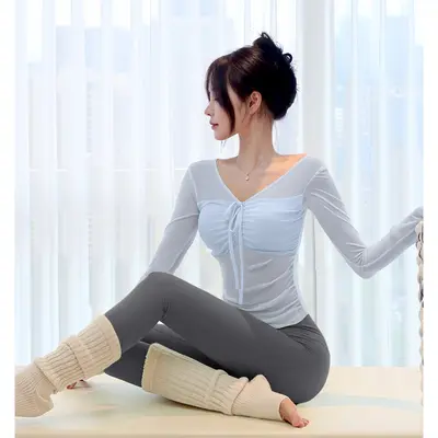 Women's Pilates and Yoga Set with Chest Pads and Sports Top - 8