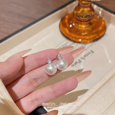 S925 silver needle personalized full zircon super shiny earrings, lightweight luxury premium style, popular earrings, elegant and perfect fashion ear accessories for women. - 9