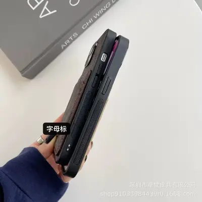 iPhone 17 Pro Max Handyhülle mit Kartenfach, Vollschutz, weicher Rand