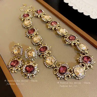Vintage Square Rhinestone Necklace Set with Delicate Collarbone Chain