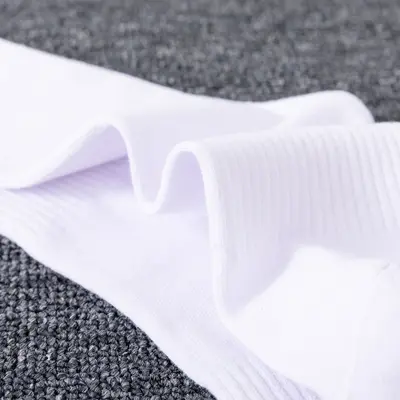 Men's Sports Socks, Mid-Calf, Thick Towel Sole, High Elastic, Black and White