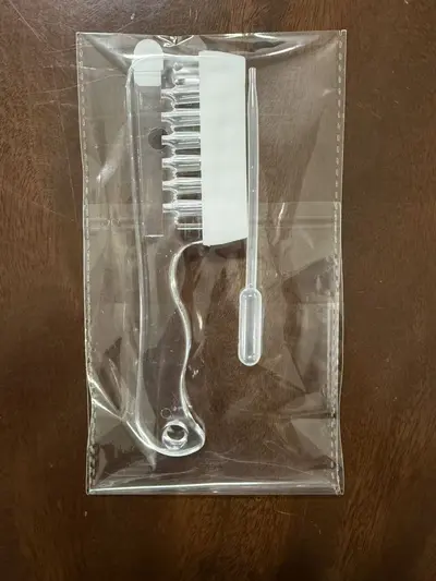 Crystal Scalp Serum Applicator Comb for Minoxidil and Essential Oils