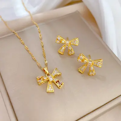 Full Zirconia Copper Earring and Necklace Set - 11