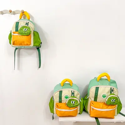 Dual-strap cute children's backpack in small, medium and large sizes, lightweight kids daypack for summer outings, kindergarten school bag, toddler backpack with color blocking for boys and girls - 3