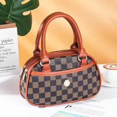 Middle-Aged Women's Handbag, 2026 Spring/Summer Model, Small Size - 10