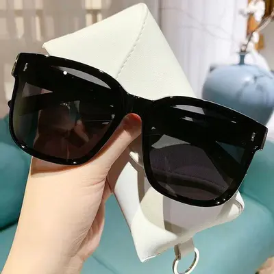 Black Myopia Clip-On Sunglasses, UV Protection for Driving