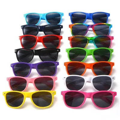 Grenzüberschreitende europäische und amerikanische Promotionsgeschenk-Sonnenbrillen Bonbonfarbe Retro 2140 Nagel-Stil bedruckbar Logo Geschenk-Sonnenbrillen