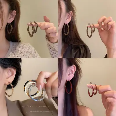 Metallic Glossy Round Ball Earrings, Women's Ear Clips, Vintage Style