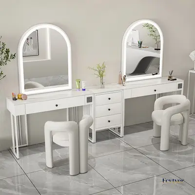 Cream-Style Studio Makeup Vanity Table with Lights