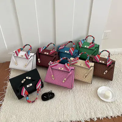 Retro Women's Crossbody Bag, Large Capacity Summer Style - 1