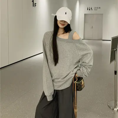 Amerikan Tarzı Kadın Sweatshirt, Eğik Omuzlu, Omuz Açık, Bol Kesim