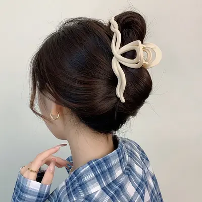 Frosted Claw Hair Clip for Women 2023 New Large Size Hair Clip, for Back of Head, Premium Feel Shark Clip, Hair Accessory Clip.