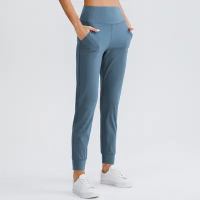 Damen Jogginghose mit Taschen, elastischer Bund, locker, einfarbig - 10