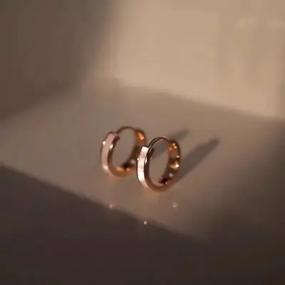 Minimalist ring earrings for women, flat design - 1