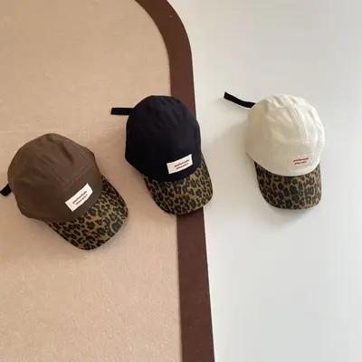 Çocuk Leopar Desenli Renk Bloklu Beyzbol Şapkası, Kore Tarzı, Sonbahar Kış