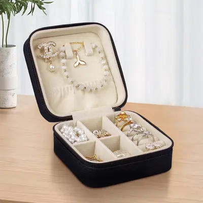Lightweight luxury leather women's ring box, portable jewelry box, multi-layer travel storage box for earrings and necklaces, gift item. - 13