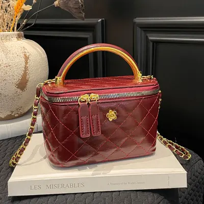 Elmas Kapitoneli Kova Çanta, Küçük Chanel Tarzı, Kadın Askılı Çanta - 3
