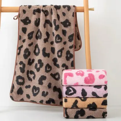 Korallenfleece Handtuch-Set mit Leopardenmuster, schnelltrocknend, extra groß - 5