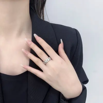 Zircon Open Ring for Women, Bright and Elegant