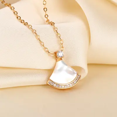 White mother-of-pearl necklace collarbone chain - 10