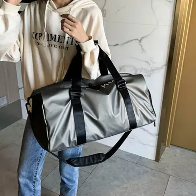 Sports backpack waterproof with dry-wet separation compartment