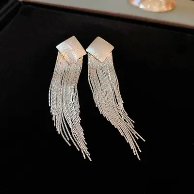 Gümüş iğne gümüş renk minimalist püskül küpe moda ağır metal tarzı küpe niş basit tasarım küpe - 11